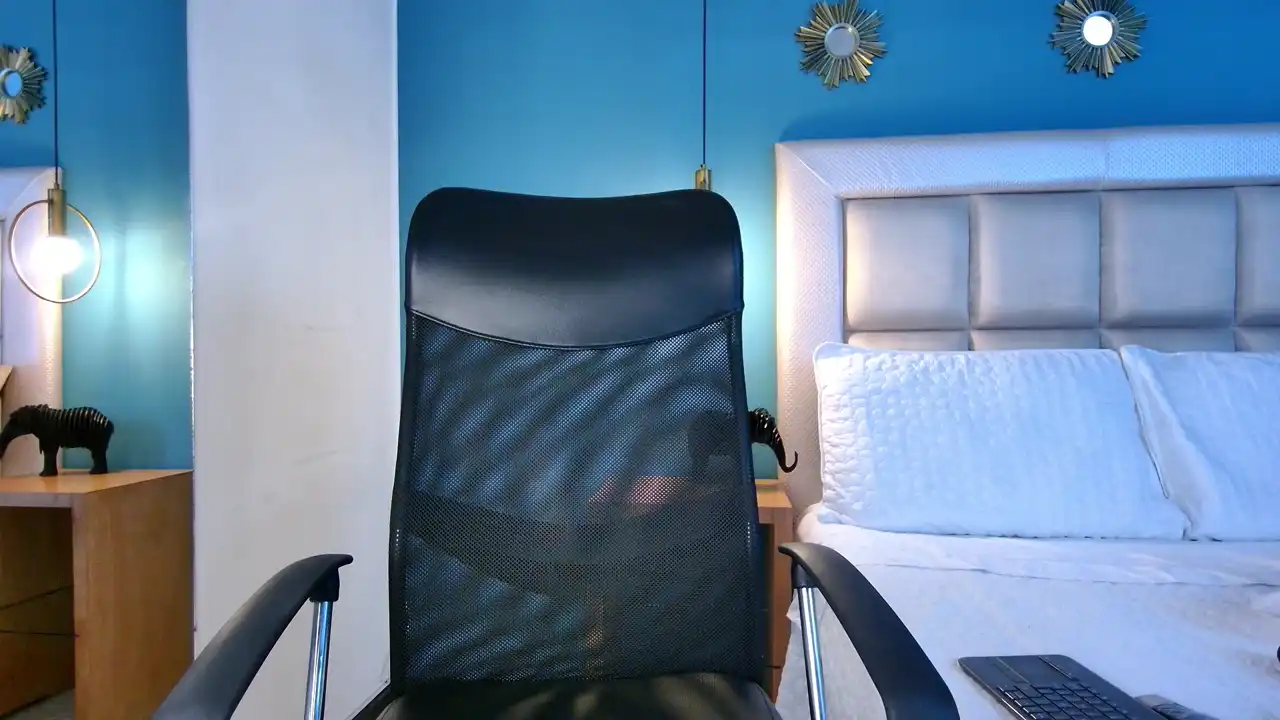 Missary – Xlovecam Live Cam Video – 2025-06-15 05:01:49