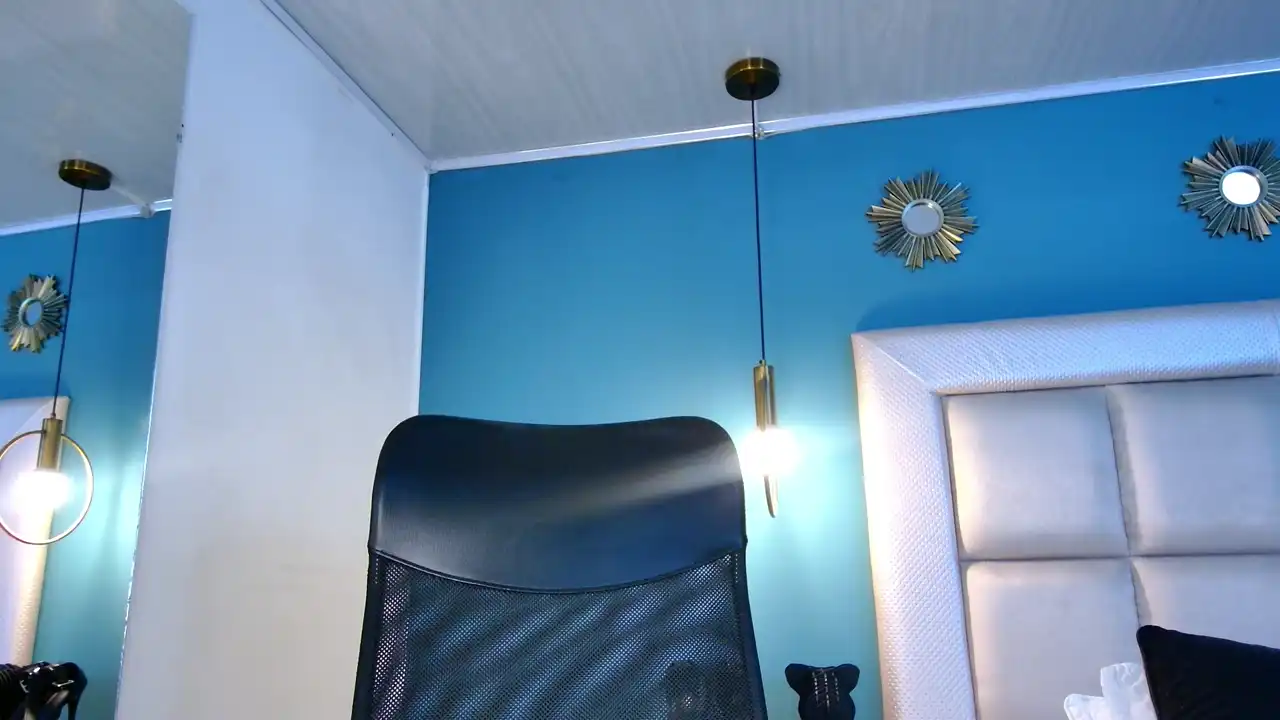 Missary – Xlovecam Live Cam Video – 2025-05-21 23:54:13