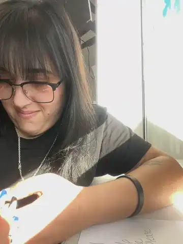 Thicbunz – Stripchat Live Cam Video – 2025-06-23 17:57:26