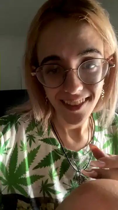Purple_angel0 – Amateur.tv Live Cam Video – 2026-03-12 21:26:54