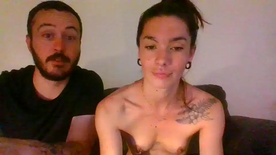 Couple_78 – Cam4 Live Cam Video – 2025-01-19 03:02:52