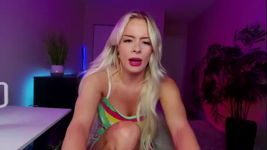 Oliviaowens – Chaturbate Live Cam Video – 2025-12-03 23:18:29