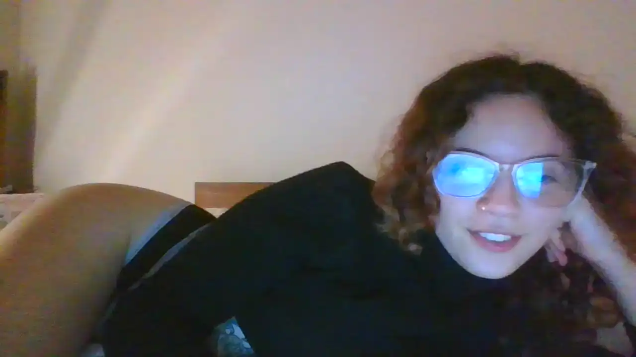 Frikkitona – Cam4 Live Cam Video – 2025-04-07 17:50:53