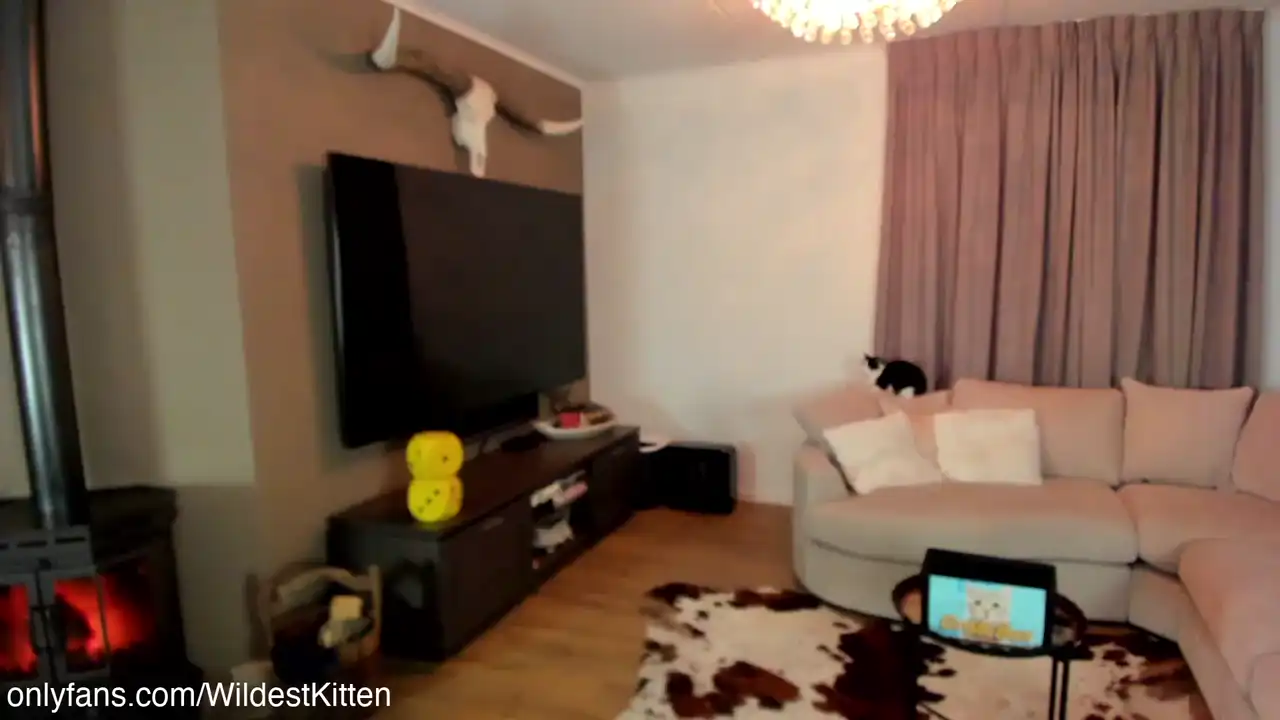 Wildestkitten – Myfreecams Live Cam Video – 2025-07-11 14:19:26