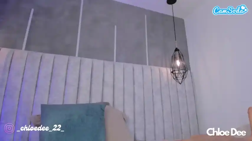 Chloedee – Camsoda Live Cam Video – 2025-08-18 09:16:41
