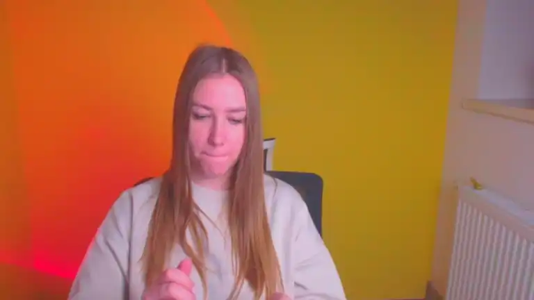 Millyjanee – Streamate Live Cam Video – 2025-12-28 07:58:23
