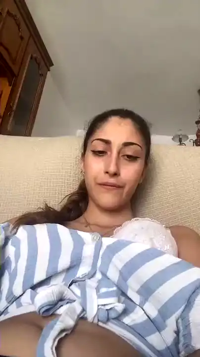 Misa71 – Amateur.tv Live Cam Video – 2025-08-13 07:11:24