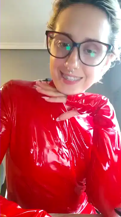 Whitepraxis – Amateur.tv Live Cam Video – 2026-04-14 04:48:58