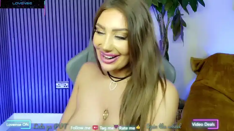 Scarlettpaisleyy – Streamate Live Cam Video – 2025-05-20 15:39:39