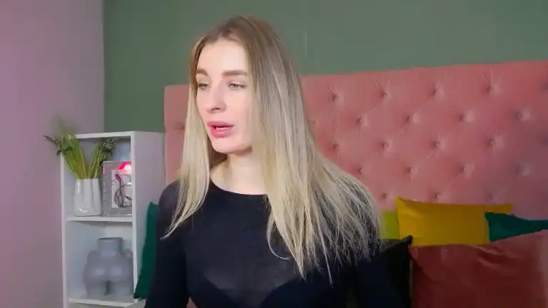 Austra – Streamate Live Cam Video – 2025-02-23 20:52:32