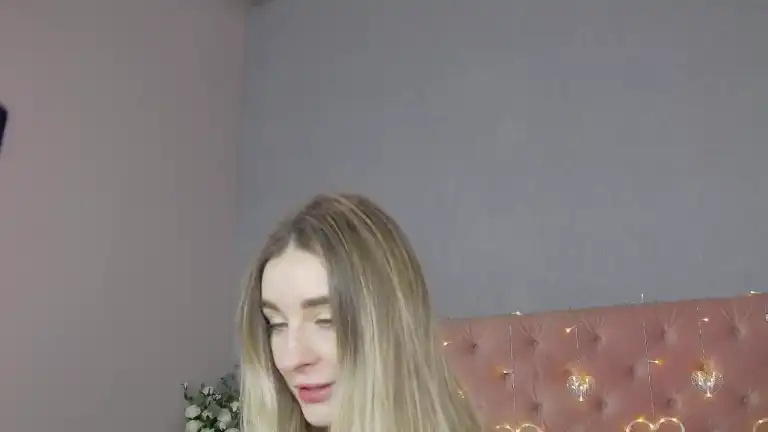 Austra – Streamate Live Cam Video – 2025-12-21 13:41:03