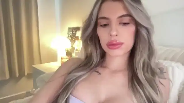 Aryaaxo – Myfreecams Live Cam Video – 2025-03-17 01:53:47
