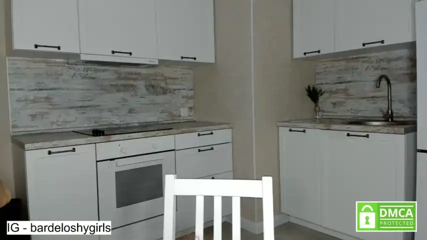 Beverlyvega – Chaturbate Live Cam Video – 2026-04-17 09:37:12