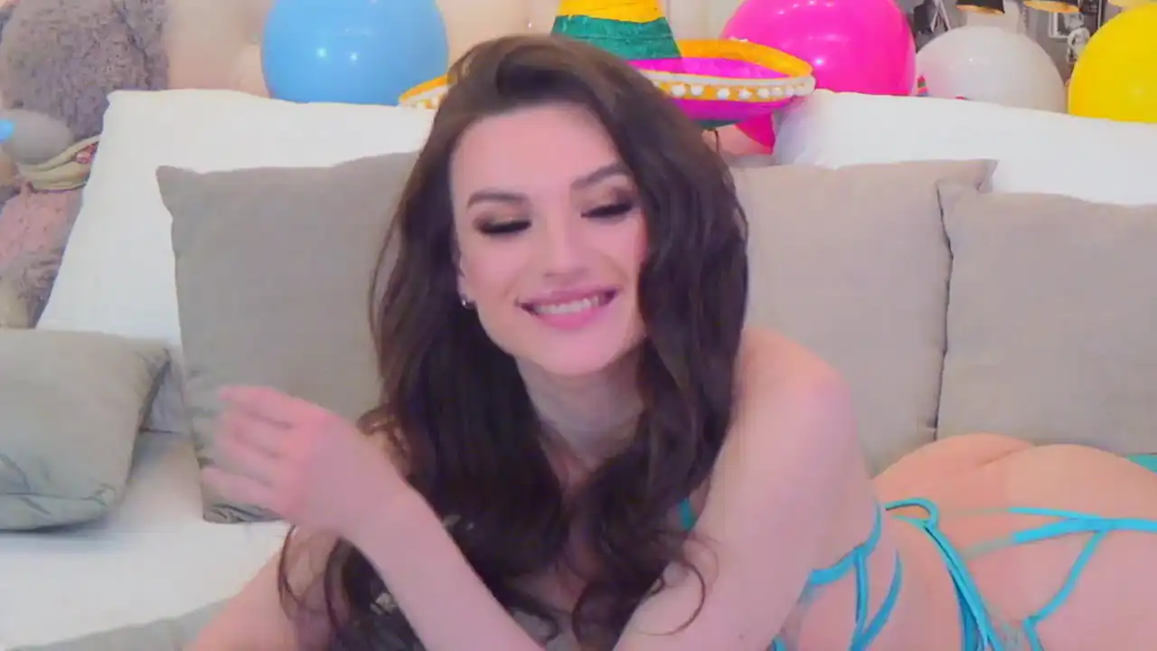 Miss-marylin – Flirt4free Live Cam Video – 2025-04-24 20:24:25