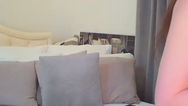 Miss-marylin – Flirt4free Live Cam Video – 2025-11-03 13:24:20