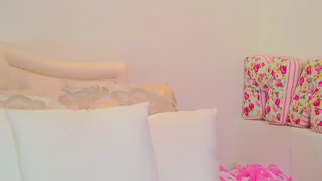 Miss-marylin – Flirt4free Live Cam Video – 2025-05-06 02:44:02